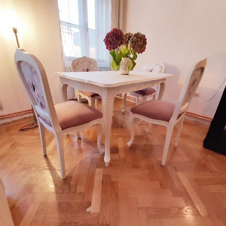 Central Loft Apartment Μπρασόβ Εξωτερικό φωτογραφία