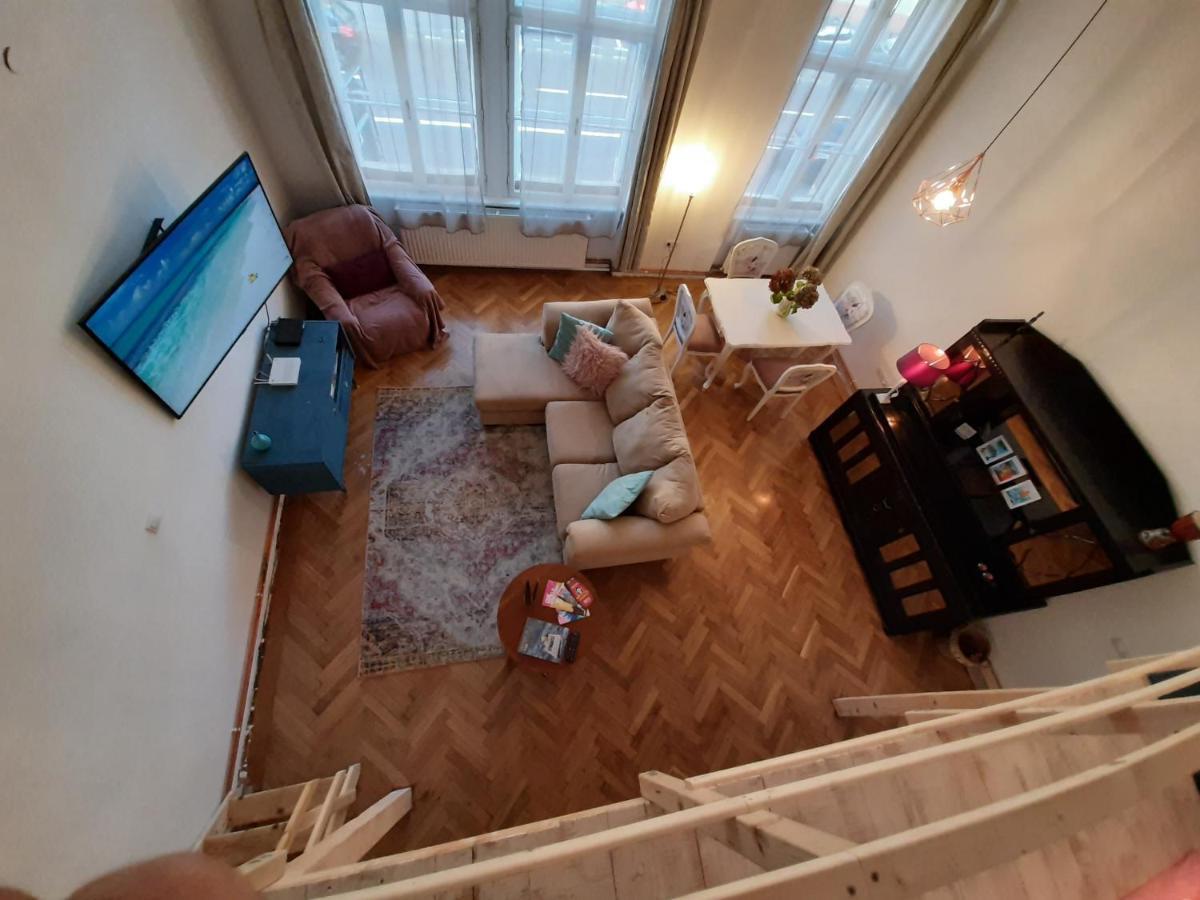 Central Loft Apartment Μπρασόβ Εξωτερικό φωτογραφία