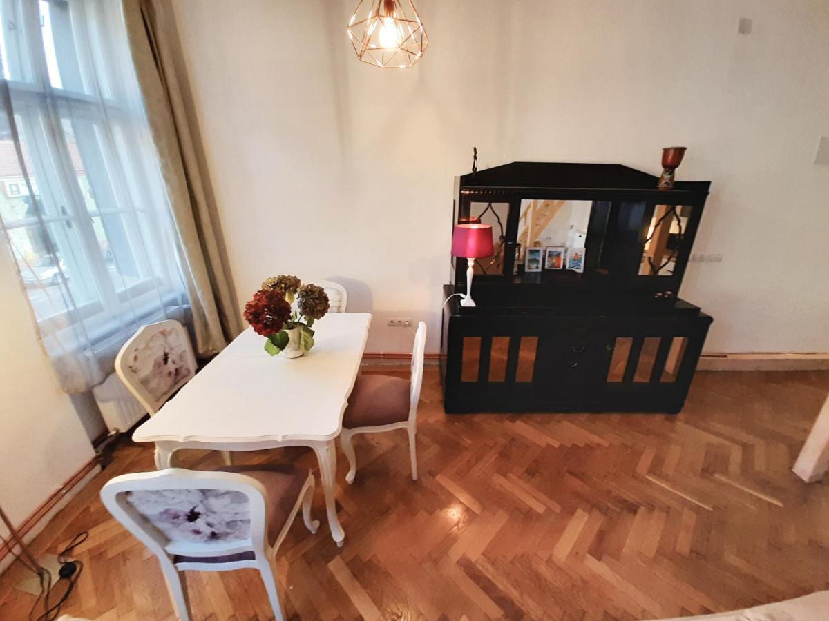 Central Loft Apartment Μπρασόβ Εξωτερικό φωτογραφία