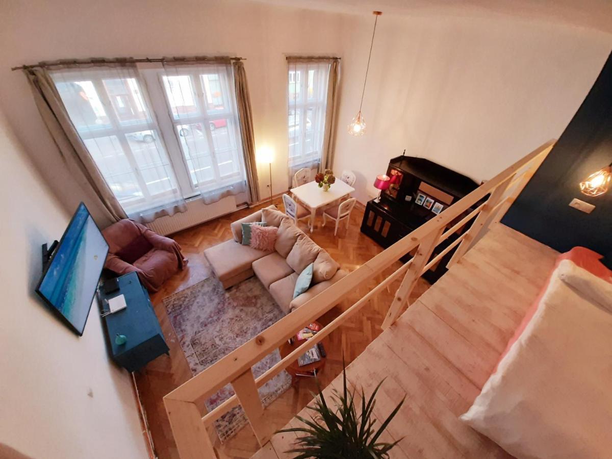 Central Loft Apartment Μπρασόβ Εξωτερικό φωτογραφία